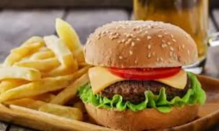 Kids mini beef burger with Fries